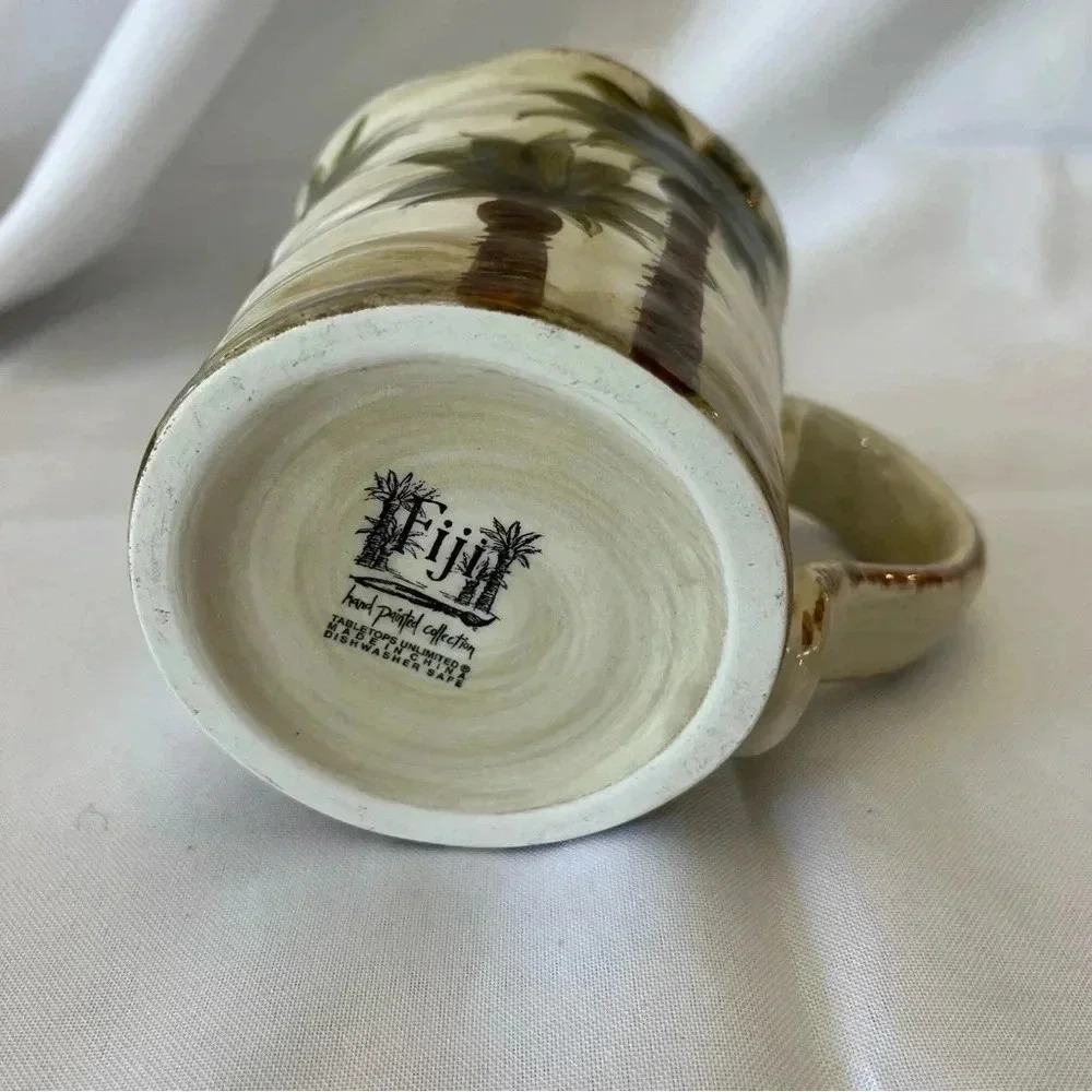 Tabletops Unlimited Fiji Mug - Picture 5 of 5